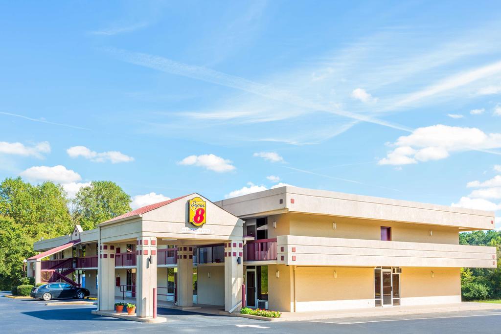 Super 8 By Wyndham Commerce Luaran gambar
